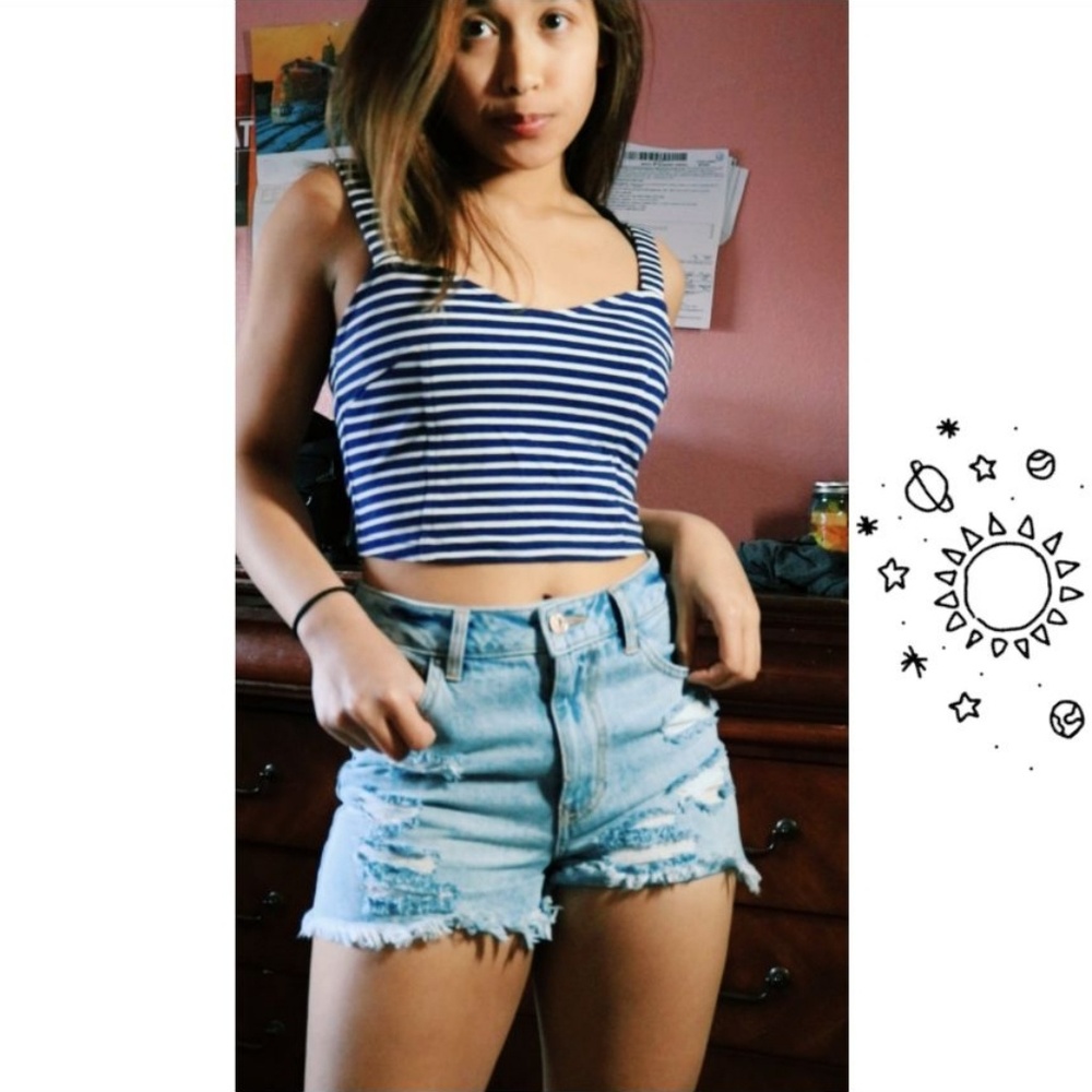 Forever 21 Blue and White Crop Shirt